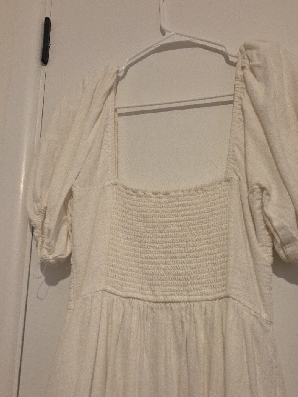 Abercrombie & Fitch Cream Puff-Sleeve Mini Dress - Picture 4 of 5